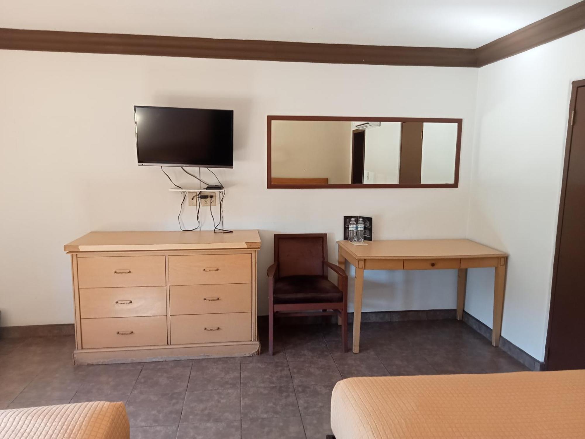 Hotel Coronado Ensenada Bagian luar foto